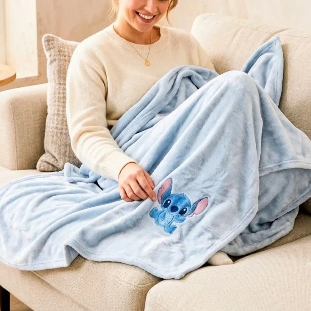 BLUEY THROW BLANKET Blue Velvet Soft 35x35 Inches Warm Fuzzy NEW